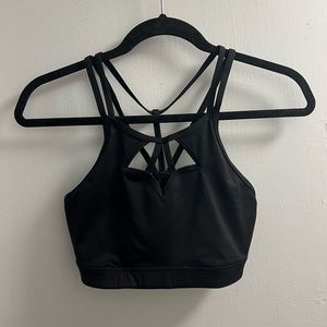 Black sports bra